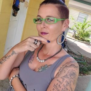 Meet your Posher, Victoria